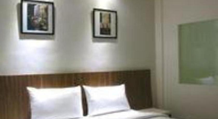 Hart Hotel Arjuna Mataram Exterior photo